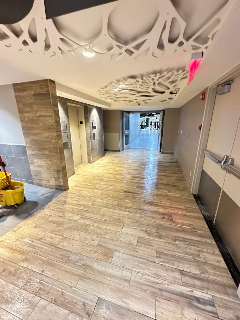 Restaurant Construction in Montreal Unique